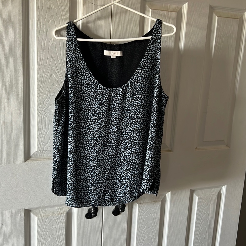 Ann Taylor LOFT - dressy tank top - large